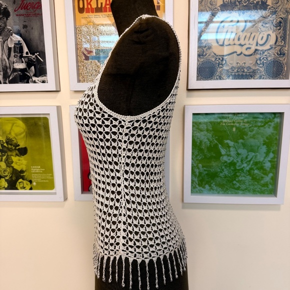 Y2K 90s Hand-Crocheted White Fringe Tank Top w/ Beaded Hem - Picture 3 of 6